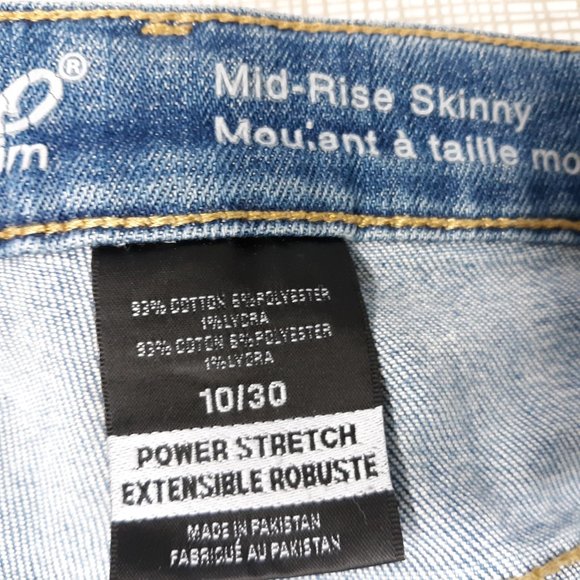 Mossimo Women's Skinny Jeans Size 10/30 Mid Rise Power Stretch Distressed Denim - Picture 10 of 10